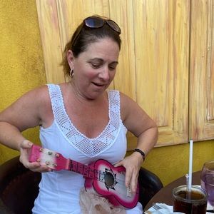 Meet your Posher, Dorothy